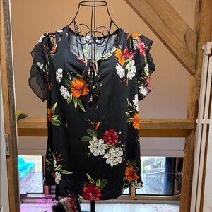 PerSeption Concept Black Top with Floral Design